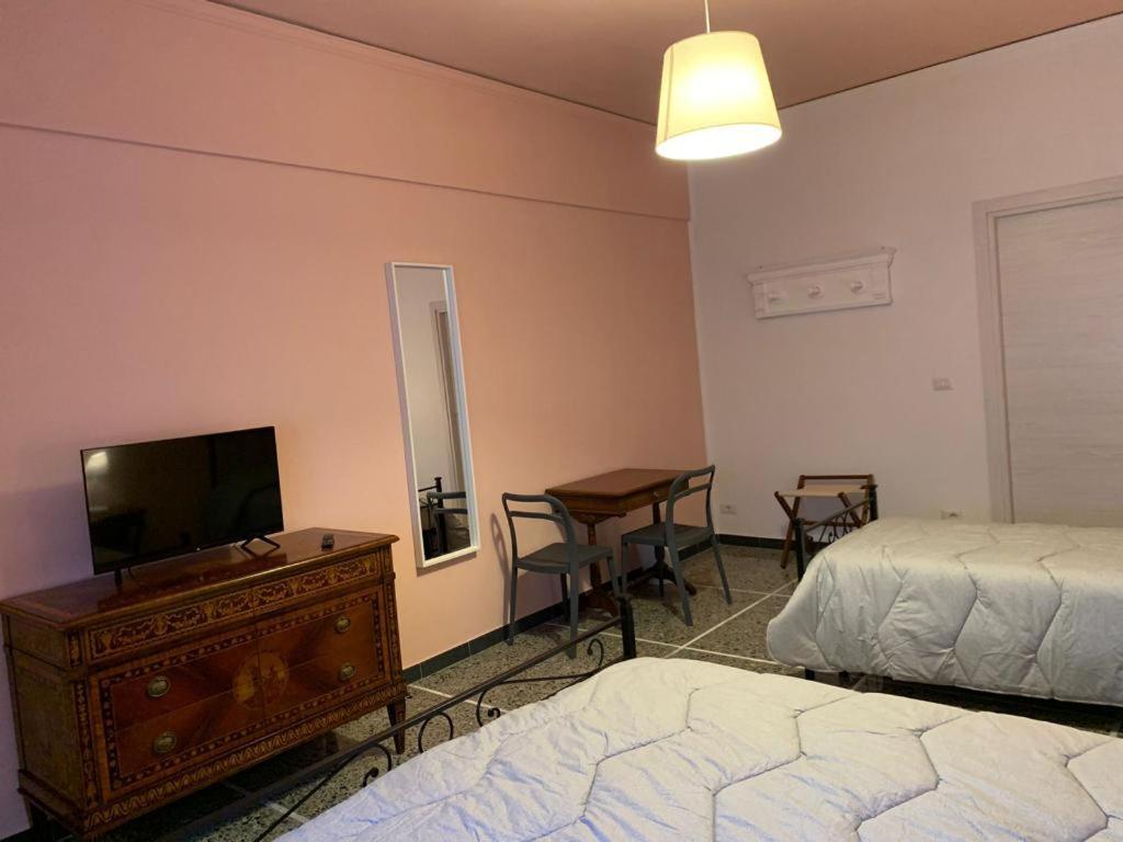 פירנצה Ameli Room מראה חיצוני תמונה