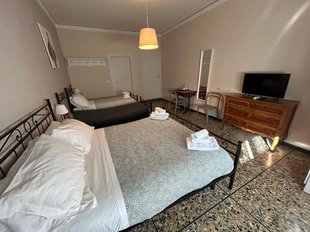 פירנצה Ameli Room מראה חיצוני תמונה